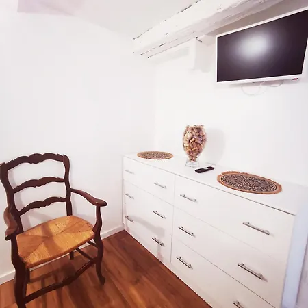 Jolie Maison Renovee Avec Jardin Holiday home Esnandes