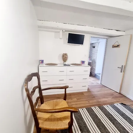 Jolie Maison Renovee Avec Jardin Holiday home Esnandes