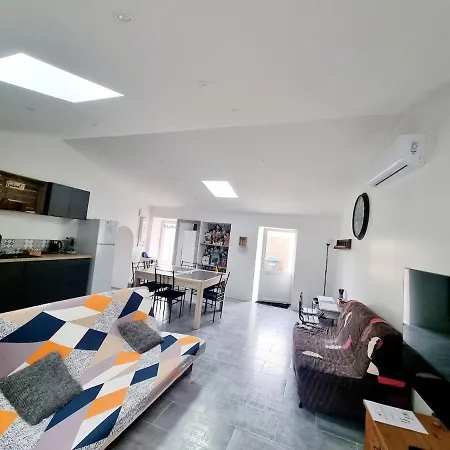 Holiday home Jolie Maison Renovee Avec Jardin Esnandes